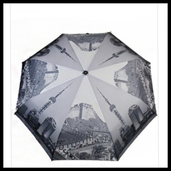 Automatic Umbrella - Picture 2 of 3